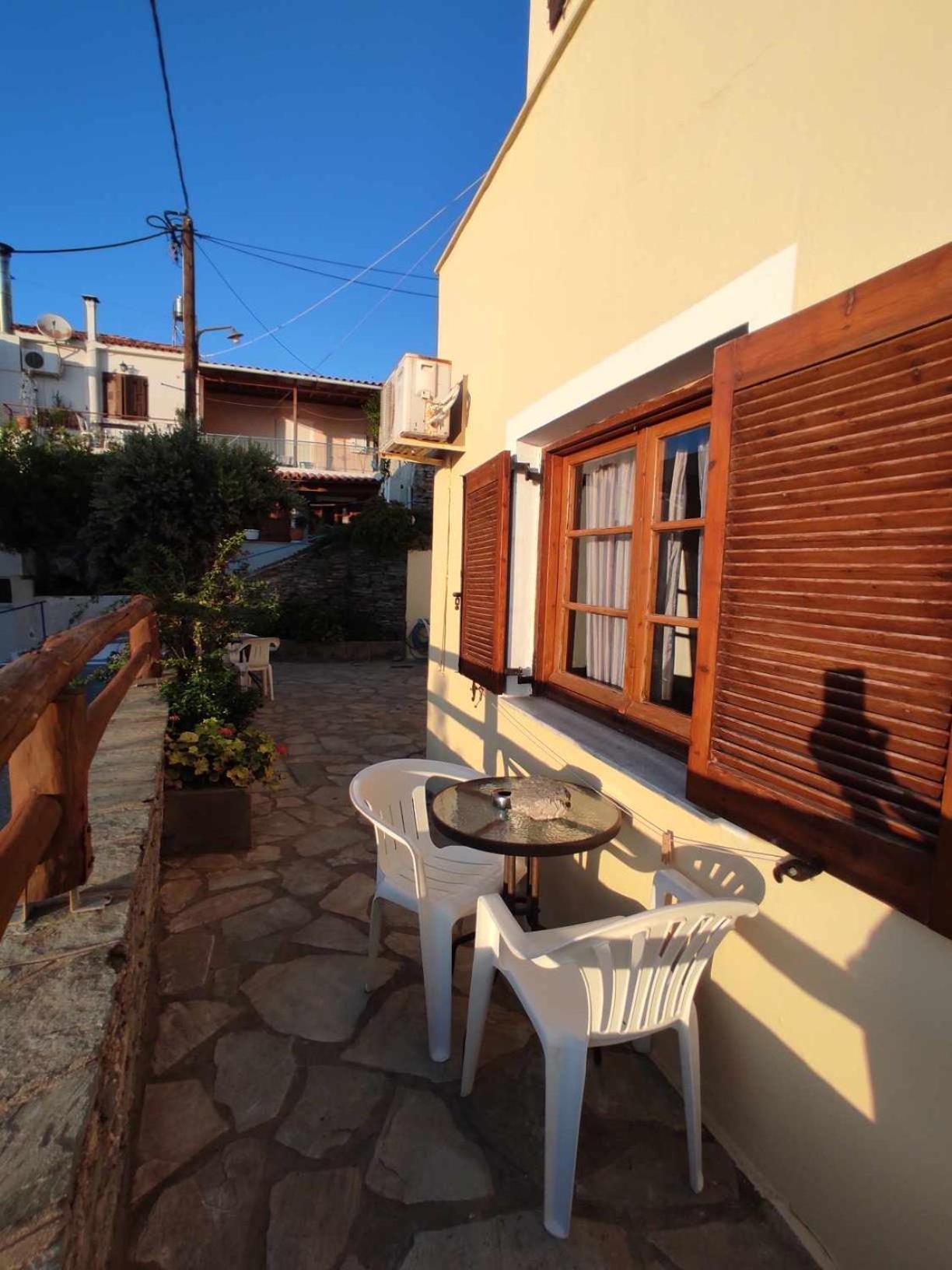 Politis Sudios Appartement Mpatsi Buitenkant foto