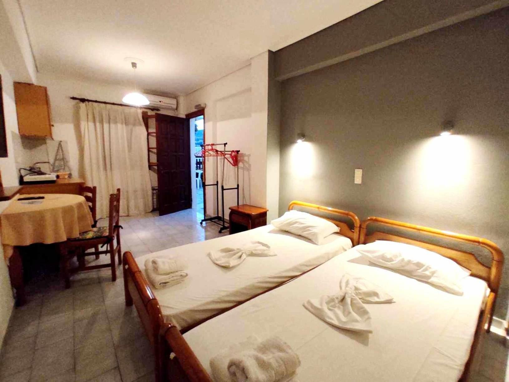 Politis Sudios Appartement Mpatsi Buitenkant foto